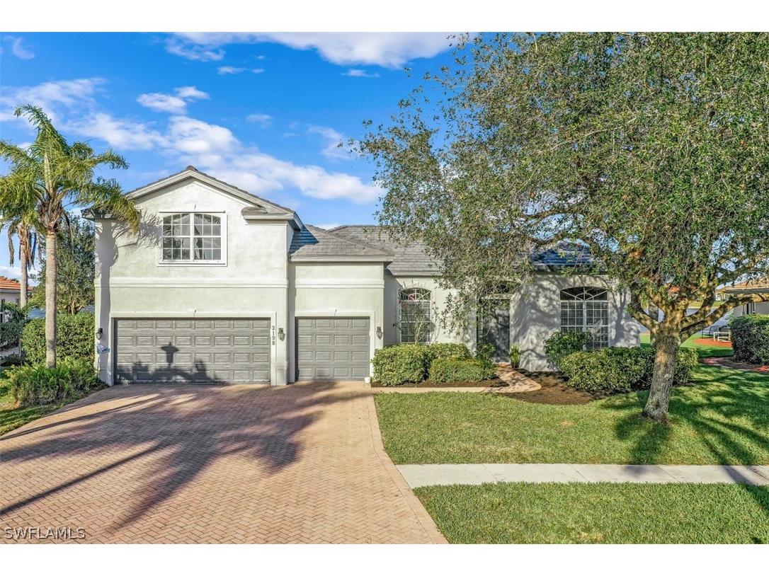 2198 Grove Drive Naples FL 34120 223006398 image1
