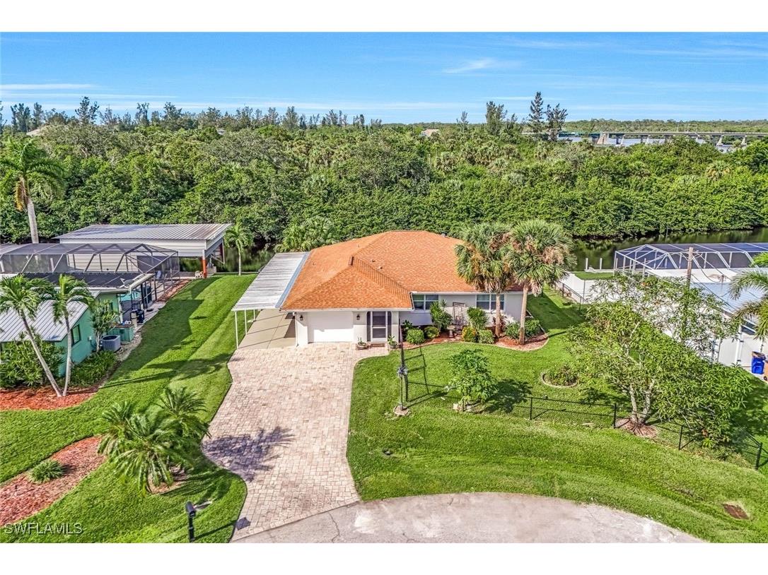 2199 Santiago Avenue Fort Myers FL 33905 225083734 image1