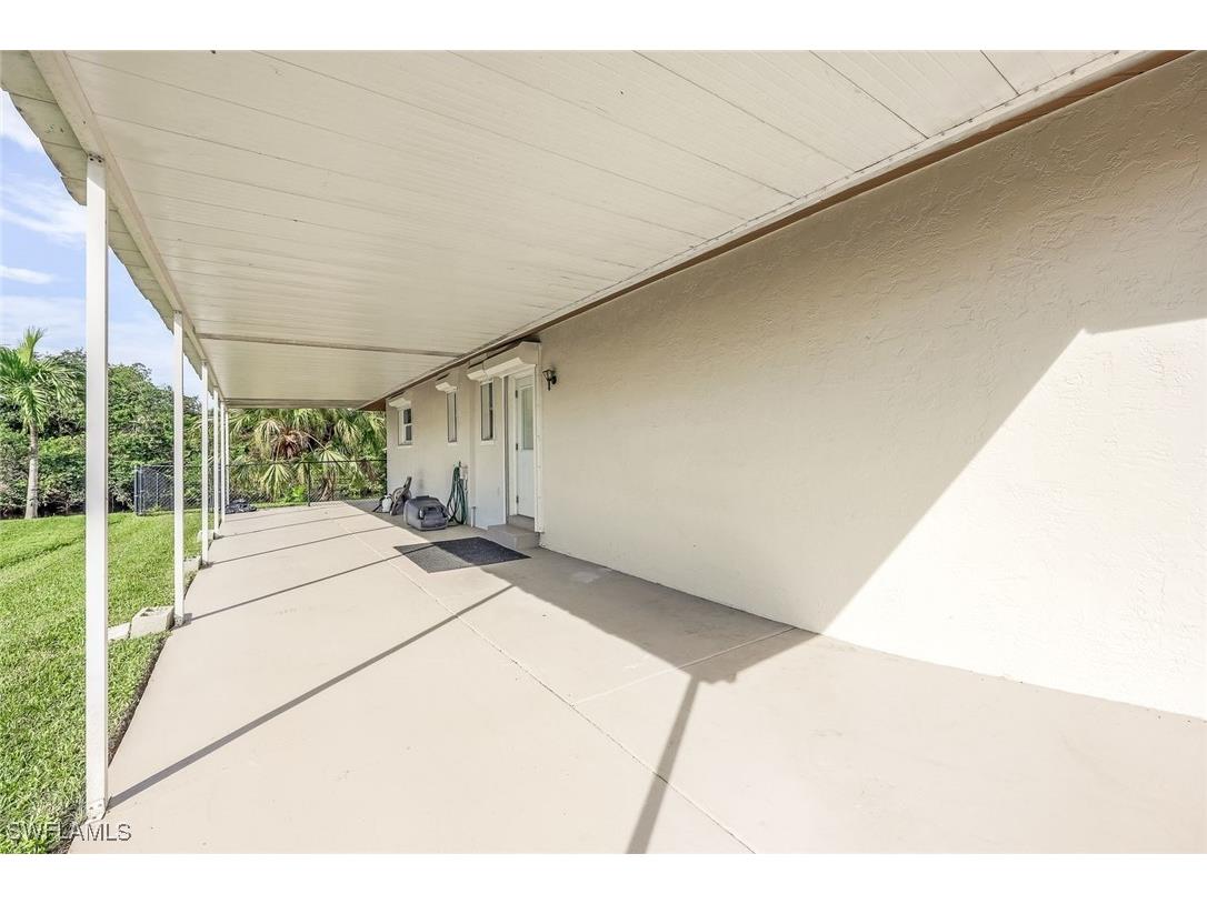 2199 Santiago Avenue Fort Myers FL 33905 225083734 image12