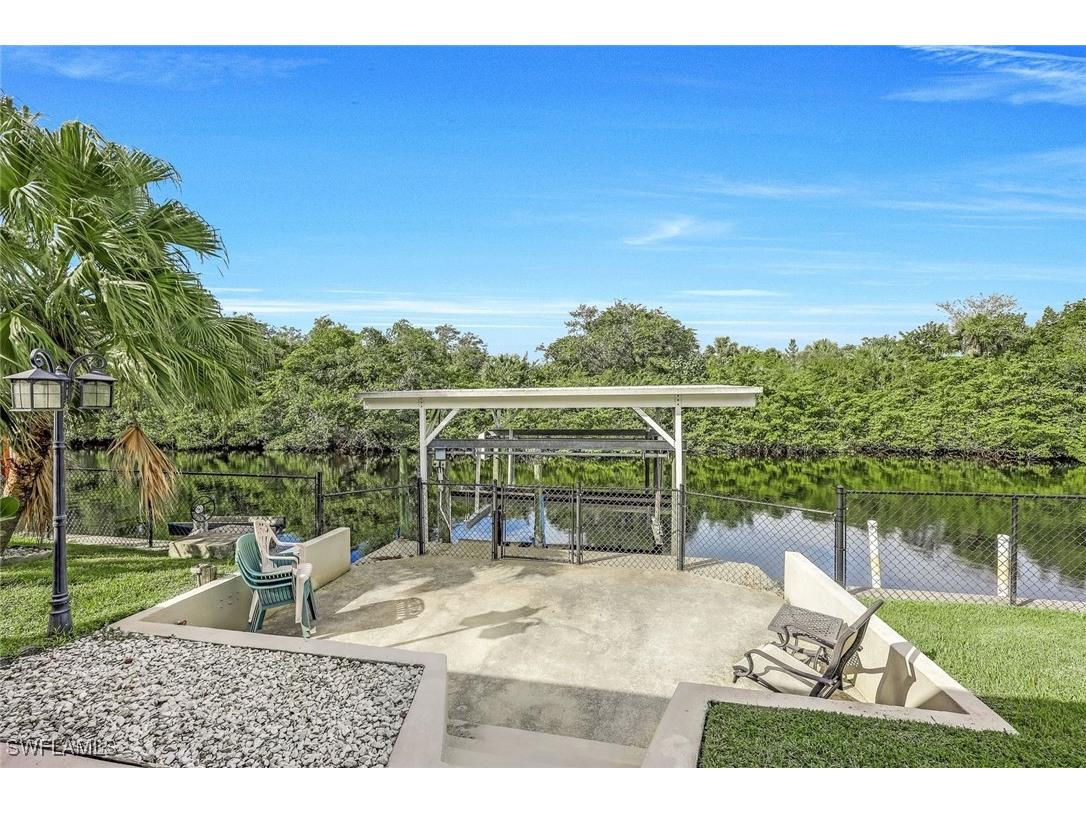 2199 Santiago Avenue Fort Myers FL 33905 225083734 image19