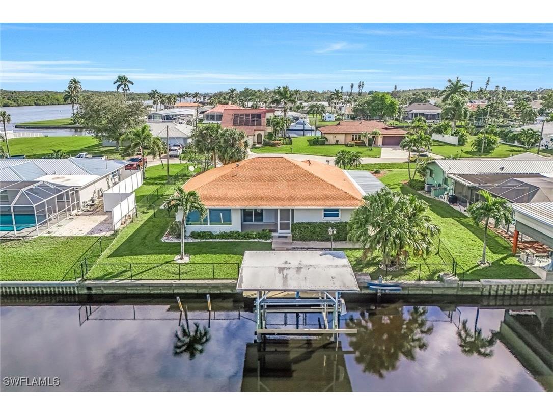 2199 Santiago Avenue Fort Myers FL 33905 225083734 image3