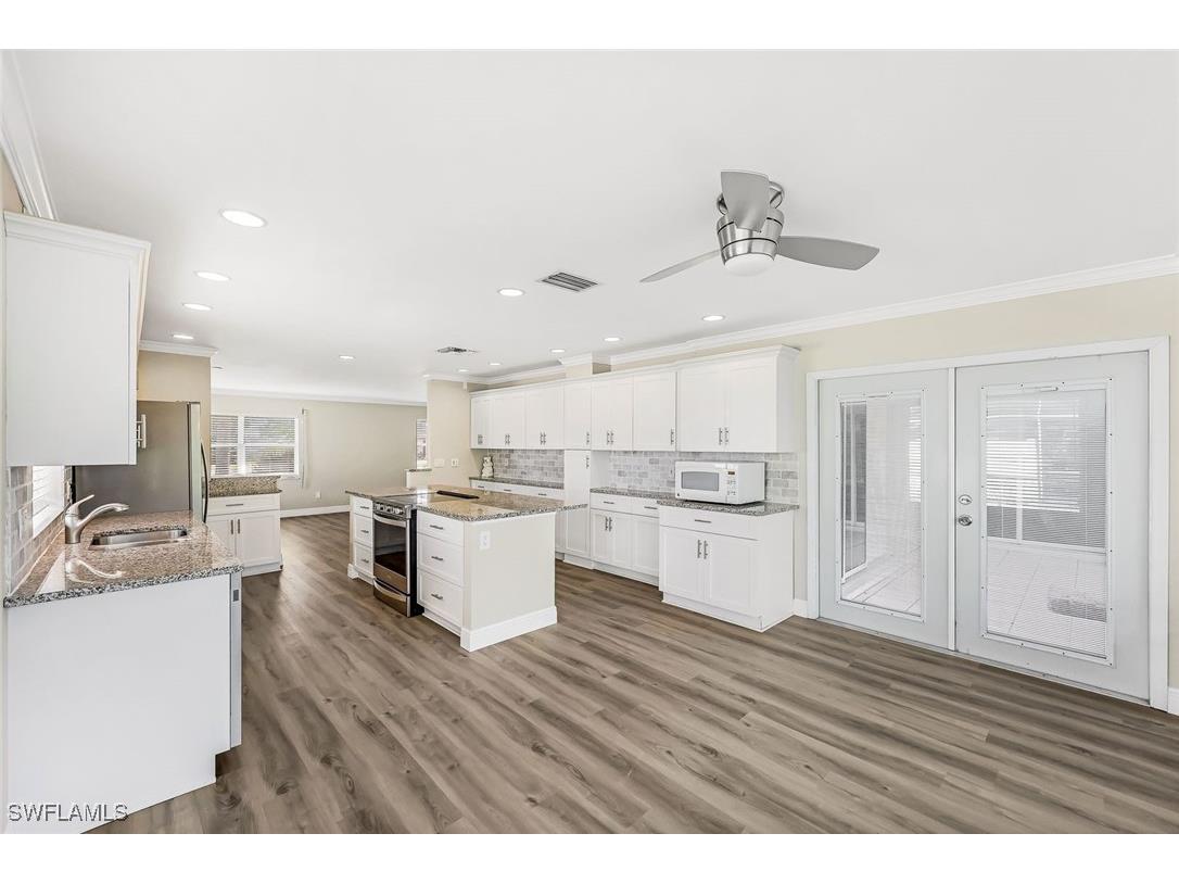 2199 Santiago Avenue Fort Myers FL 33905 225083734 image8