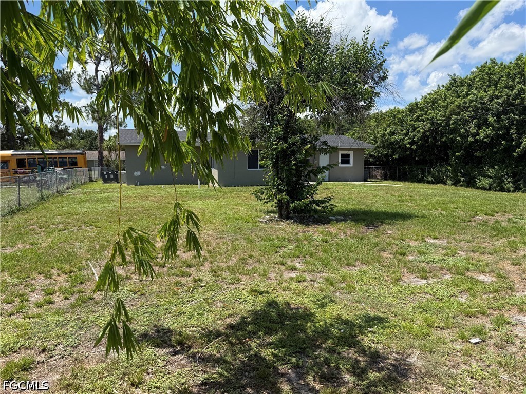 2199 Wyandotte Avenue Alva FL 33920 2026027560 image6