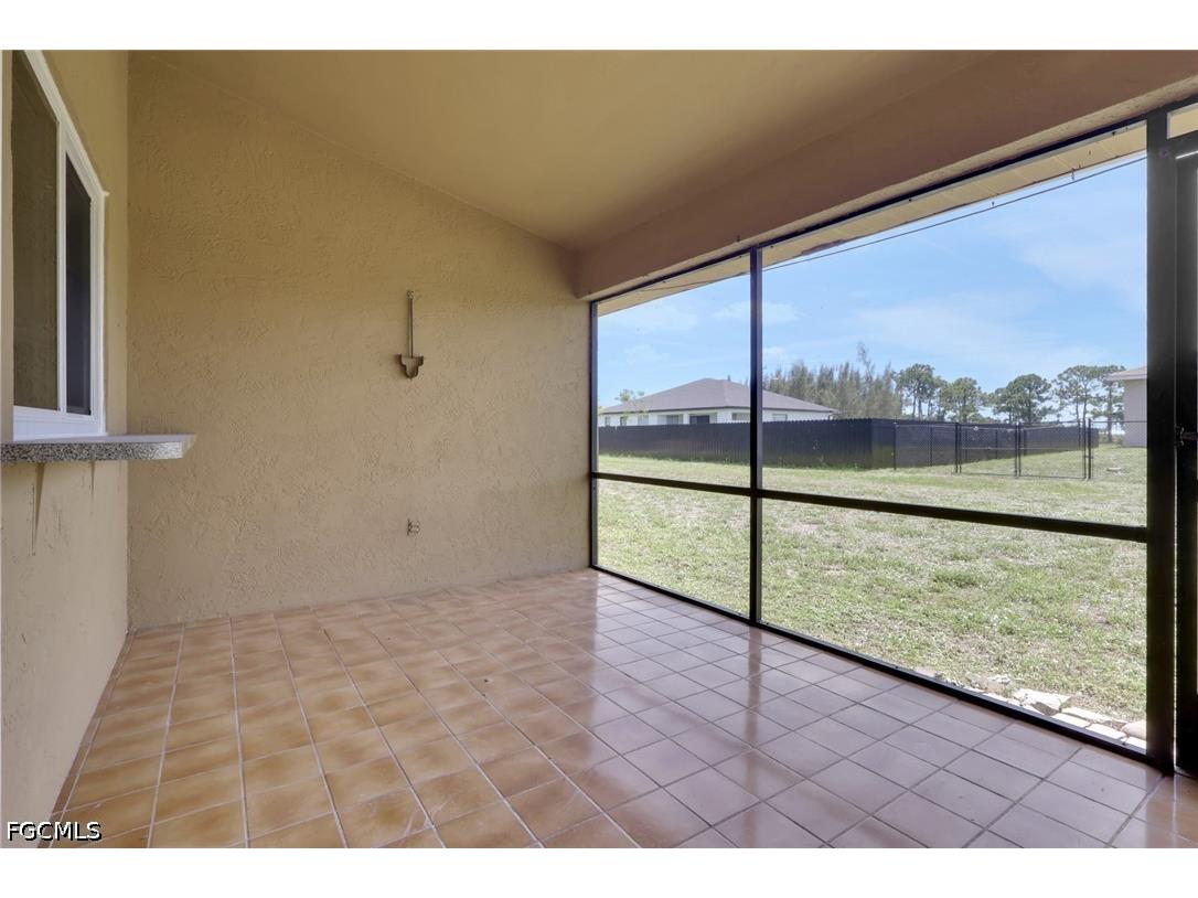 22/24 NW 15th Place Cape Coral FL 33993 2026025556 image46
