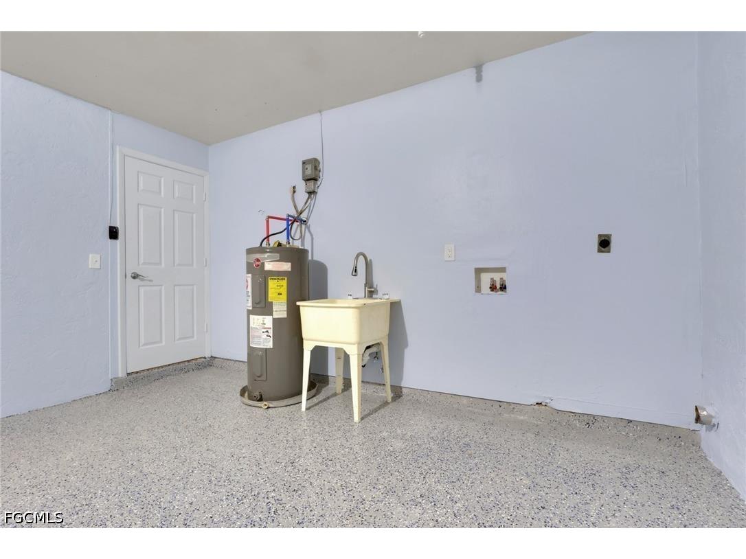 22/24 NW 15th Place Cape Coral FL 33993 2026025556 image47