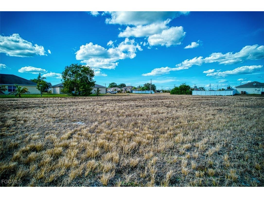 22 & 26 El Dorado Boulevard S Cape Coral FL 33991 2025015284 image4