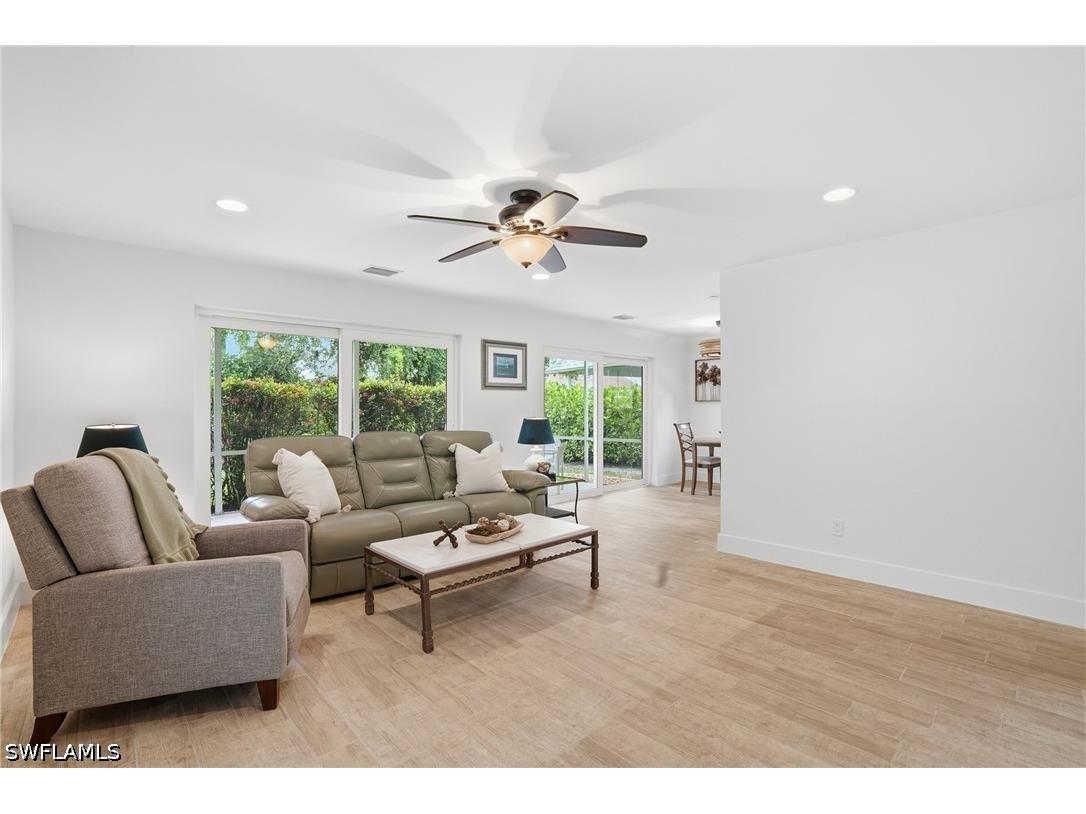 22 Kings Road #A19 Naples FL 34112 226020665 image2