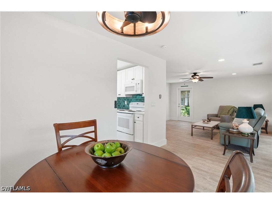 22 Kings Road #A19 Naples FL 34112 226020665 image5