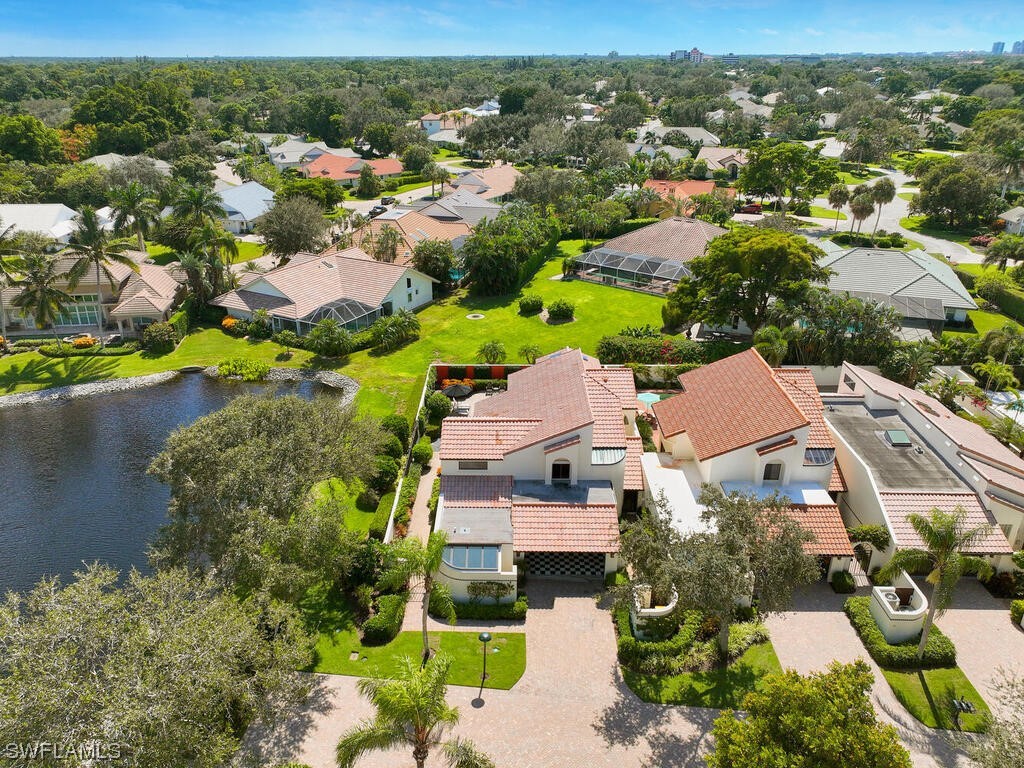 22 Las Brisas Way #23 Naples FL 34108 223074311 image1