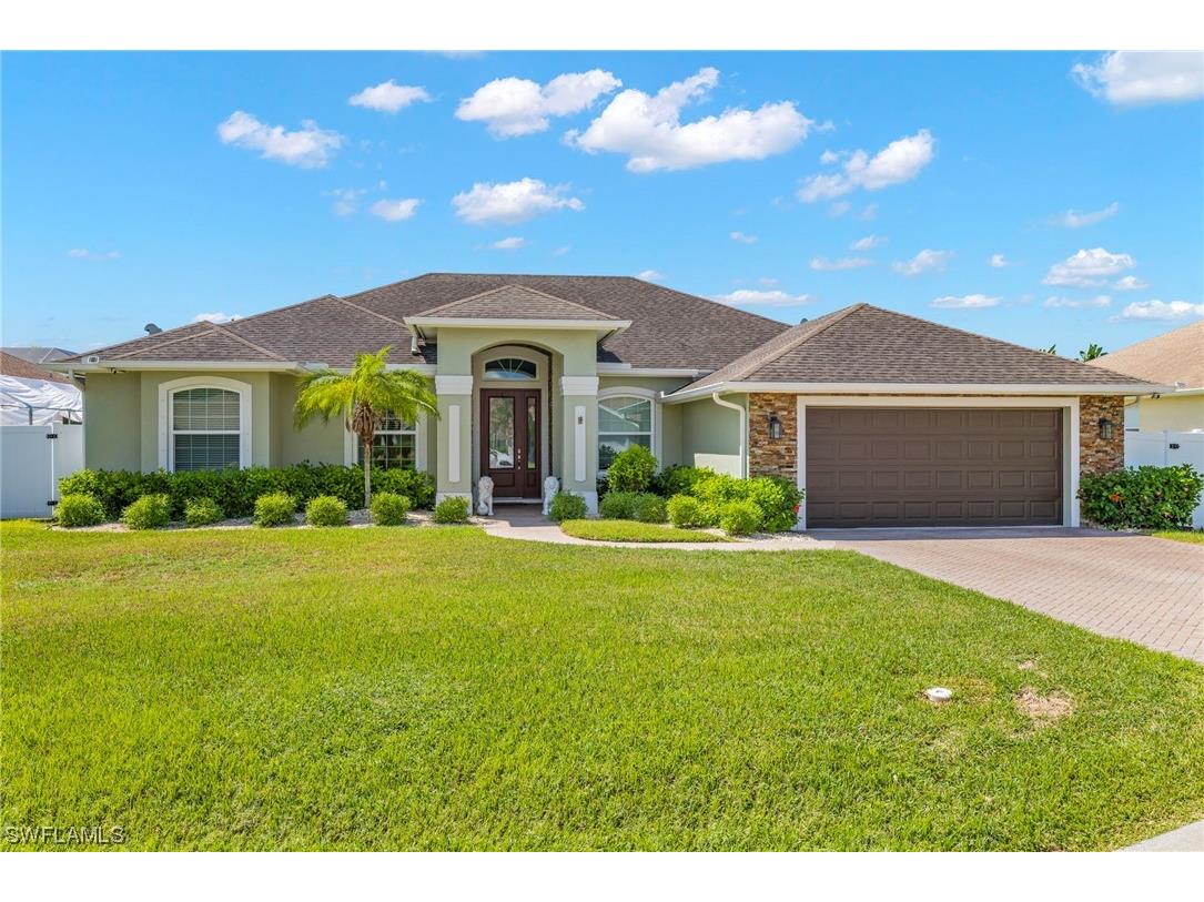 22 Mentor Drive Naples FL 34110 223064461 image1