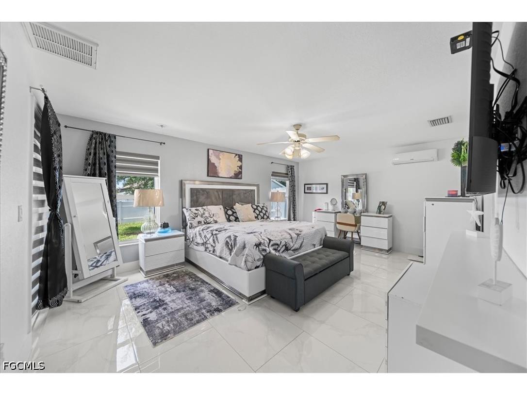 22 Nelson Road S Cape Coral FL 33991 2026023863 image27