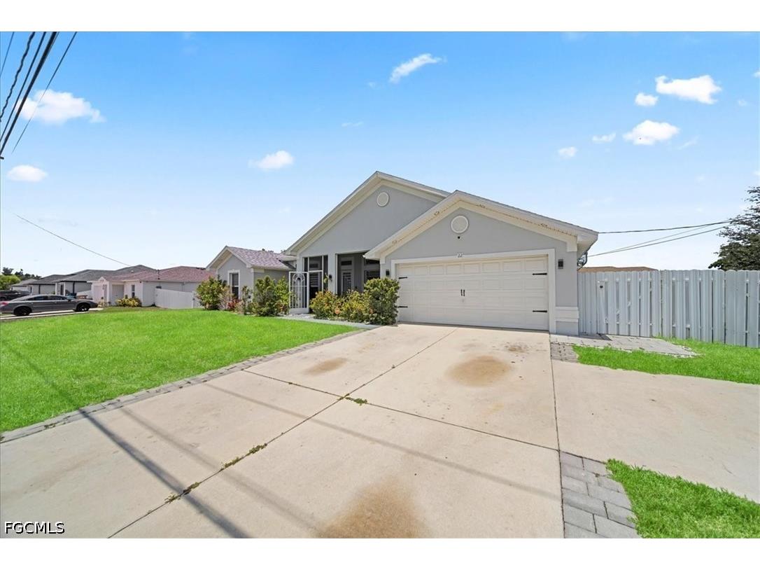 22 Nelson Road S Cape Coral FL 33991 2026023863 image3
