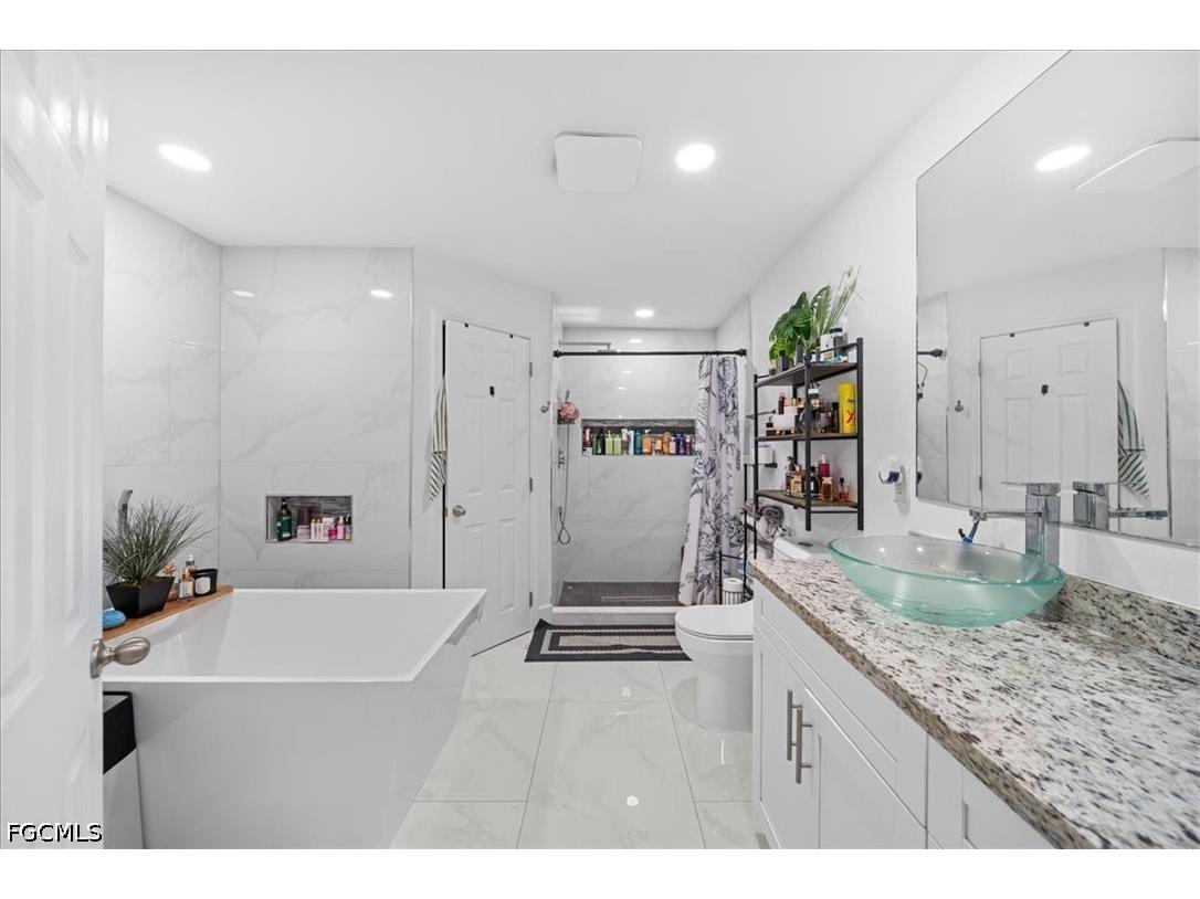 22 Nelson Road S Cape Coral FL 33991 2026023863 image30