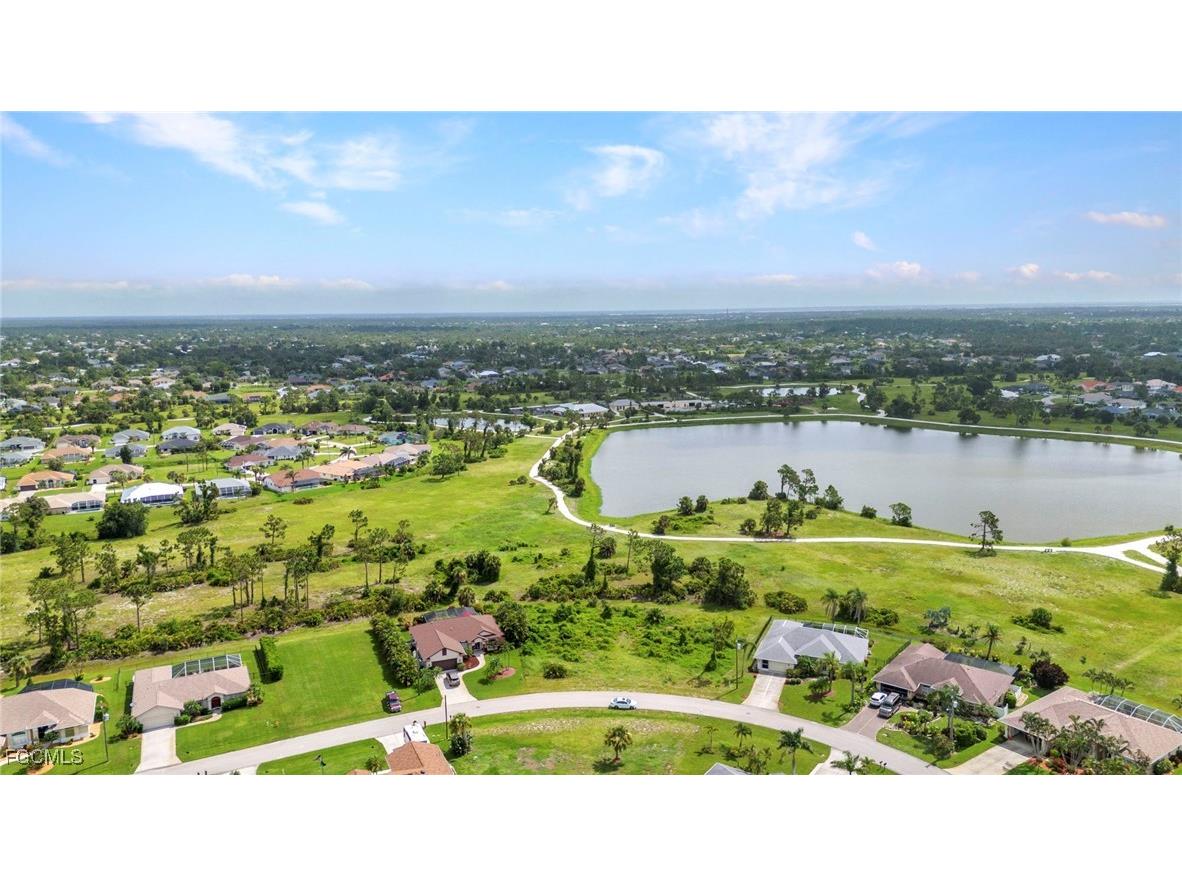 22 OR 24 Sportsman Place Rotonda West FL 33947 2025000052 image15