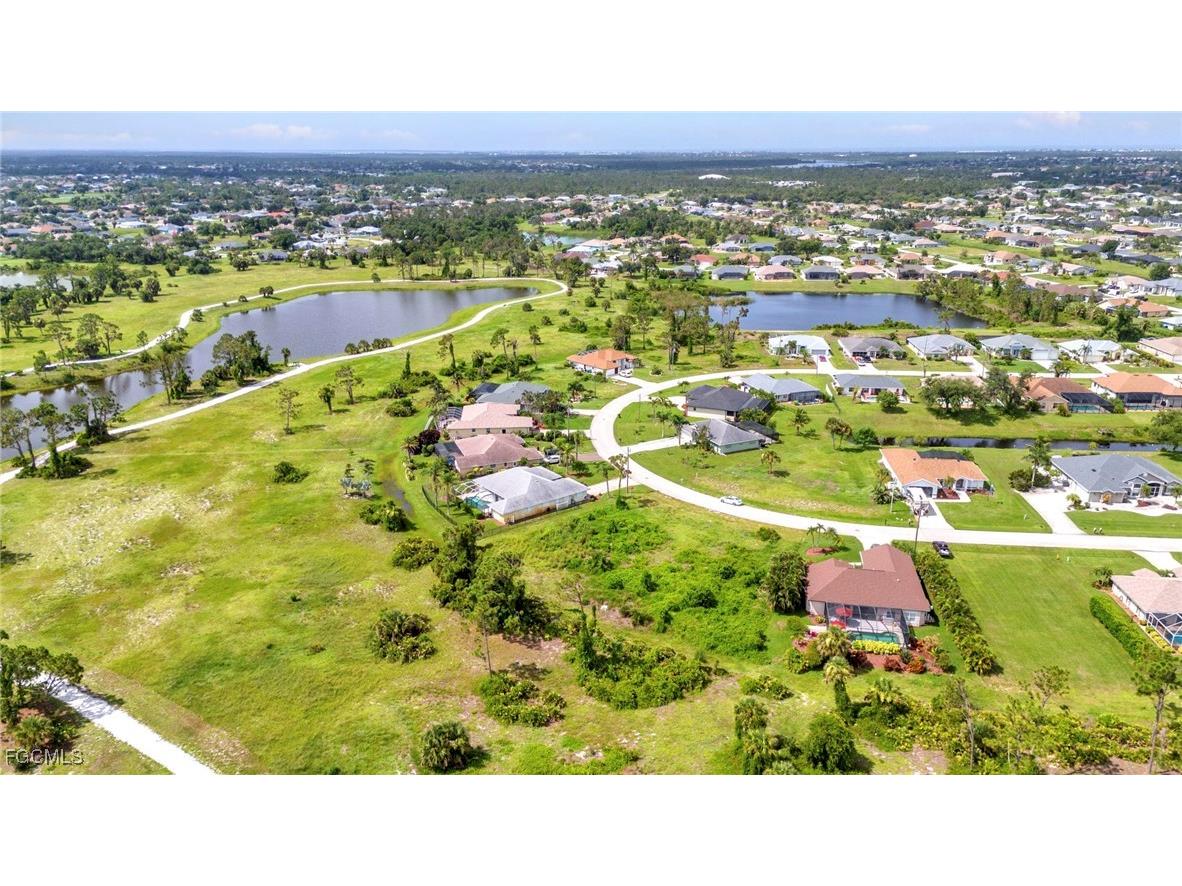 22 OR 24 Sportsman Place Rotonda West FL 33947 2025000052 image30