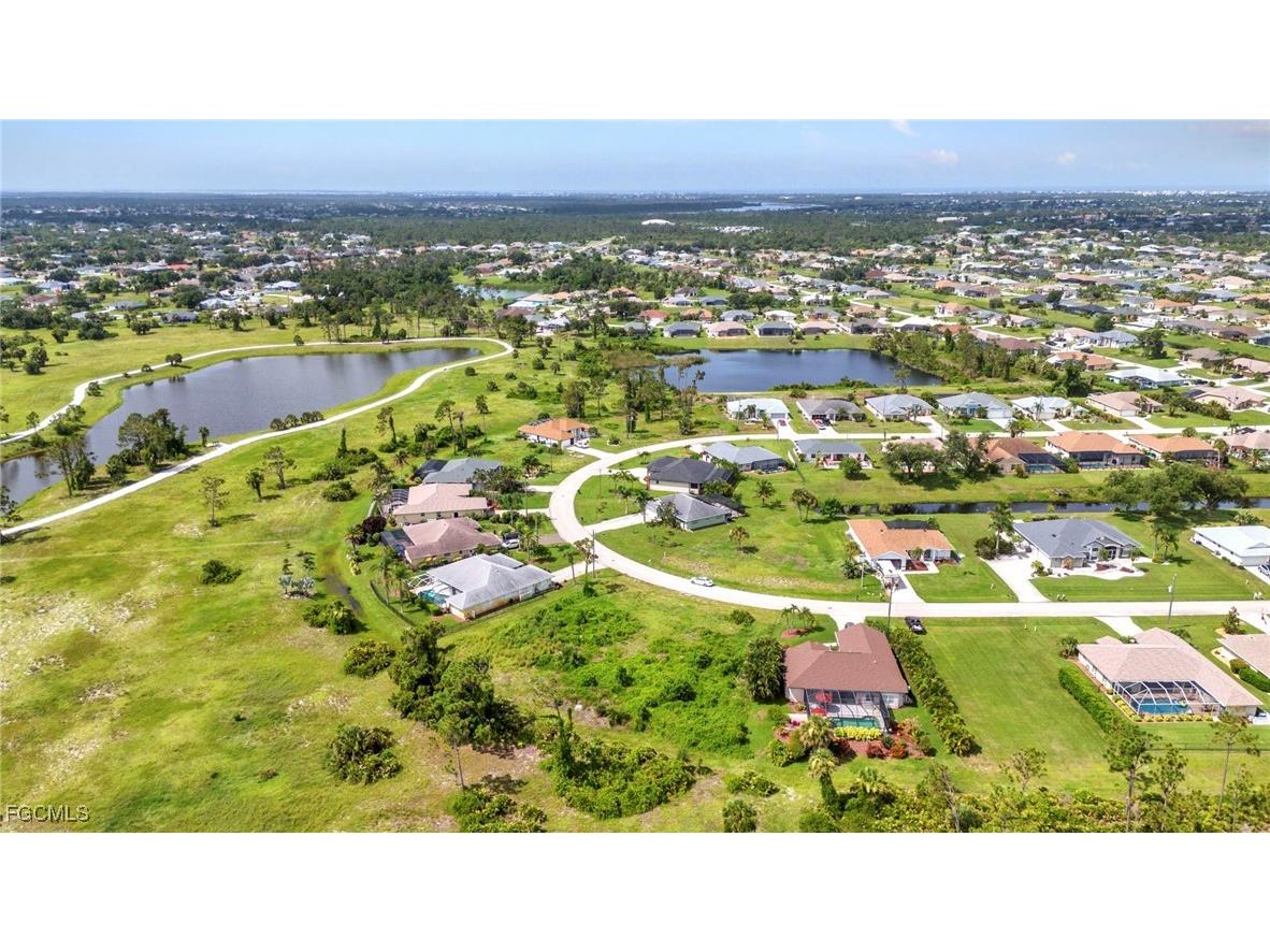 22 OR 24 Sportsman Place Rotonda West FL 33947 2025000052 image32