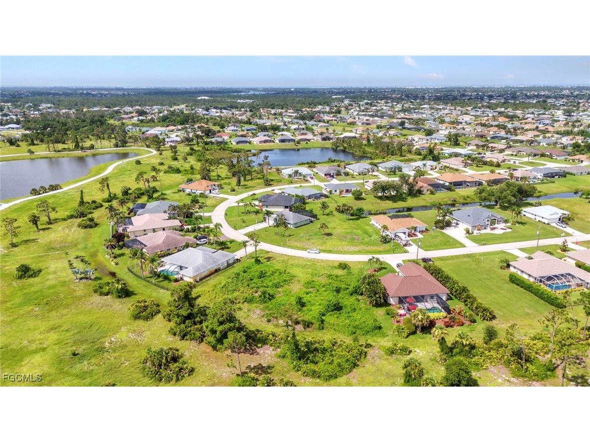 22 OR 24 Sportsman Place Rotonda West FL 33947 2025000052 image34