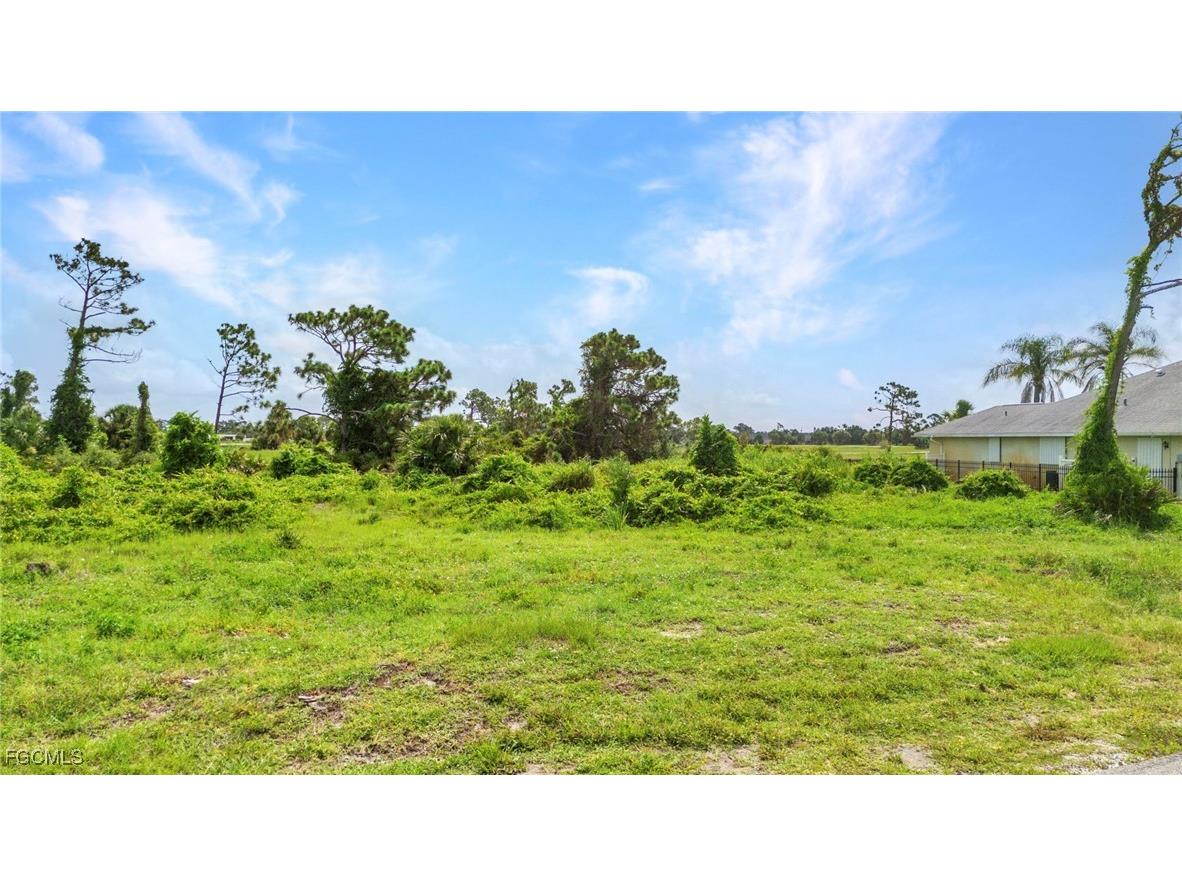 22 OR 24 Sportsman Place Rotonda West FL 33947 2025000052 image4