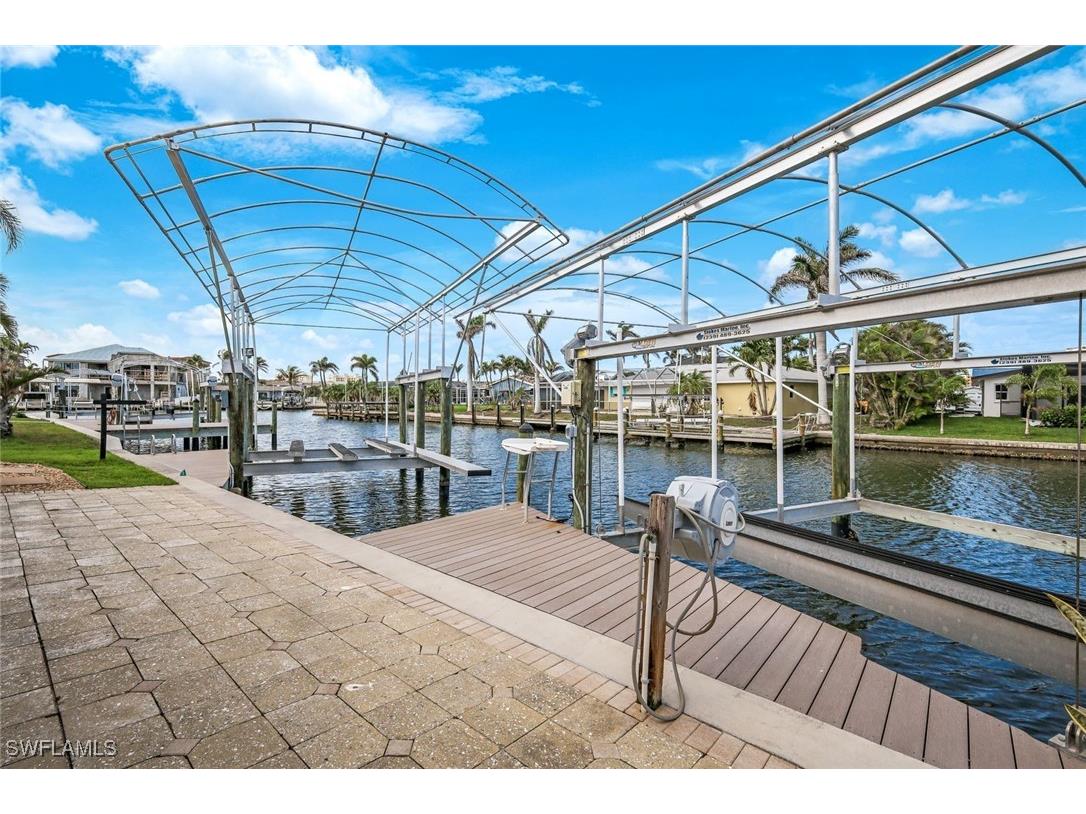 22 Palmview Boulevard Fort Myers Beach FL 33931 225036242 image40