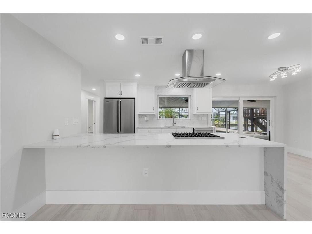 22 Palmview Boulevard Fort Myers Beach FL 33931 225036242 image6