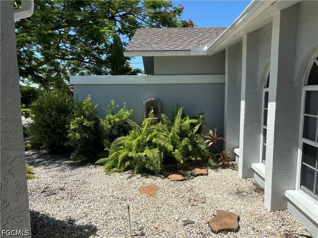 22 SE 10th Avenue Cape Coral FL 33990 2026019811 image2