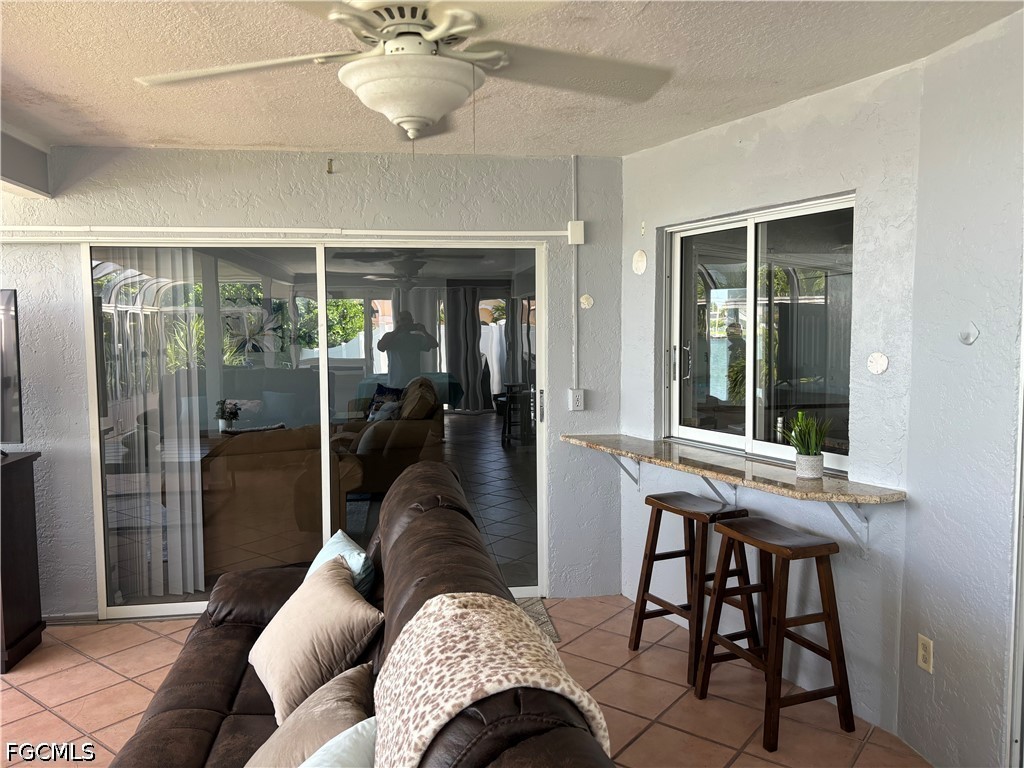 22 SE 10th Avenue Cape Coral FL 33990 2026019811 image8