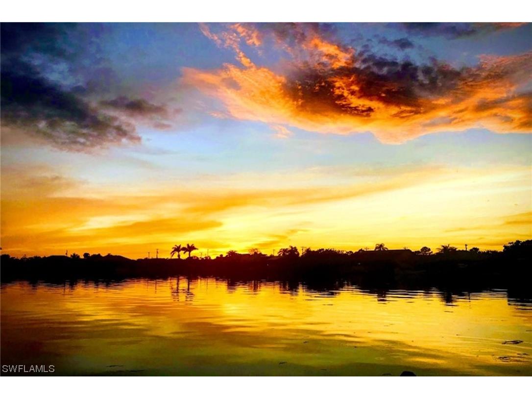 22 SE 10th Avenue Cape Coral FL 33990 223024241 image1