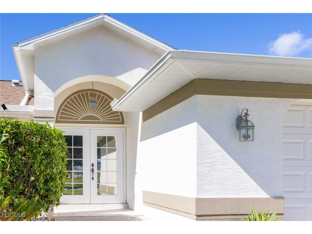 22 SE 13th Avenue Cape Coral FL 33990 2026002573 image2