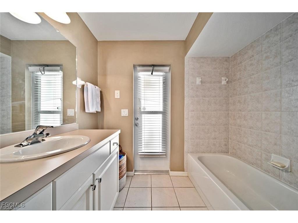 22 SE 13th Avenue Cape Coral FL 33990 2026002573 image30