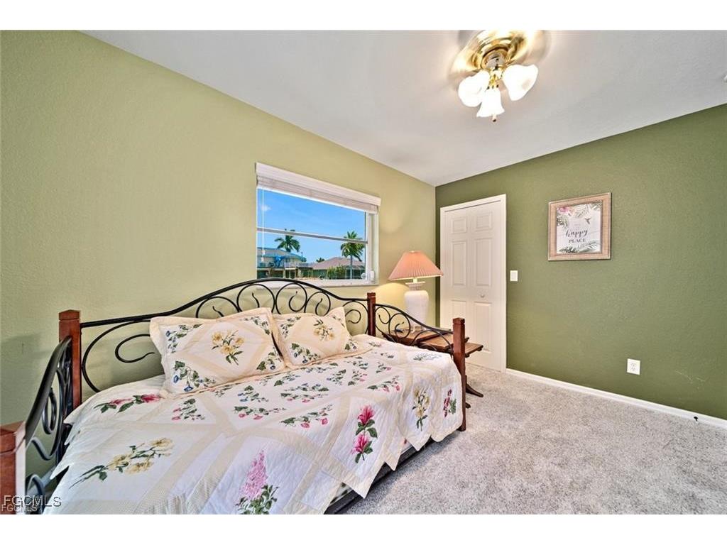 22 SE 13th Avenue Cape Coral FL 33990 2026002573 image33