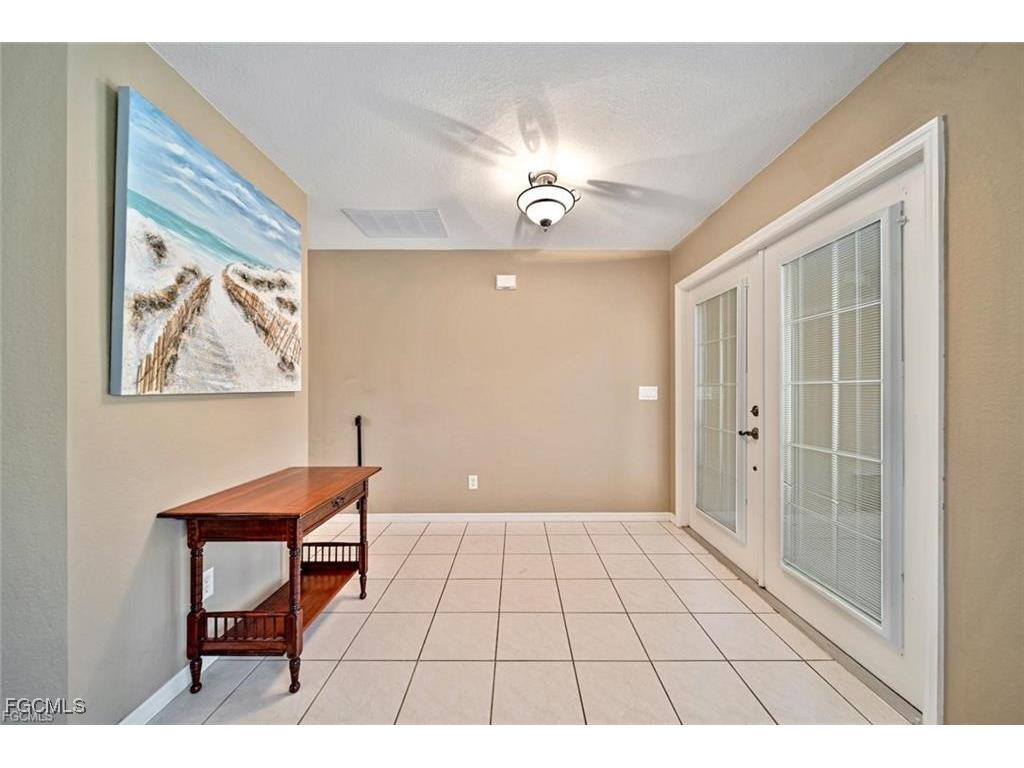 22 SE 13th Avenue Cape Coral FL 33990 2026002573 image5
