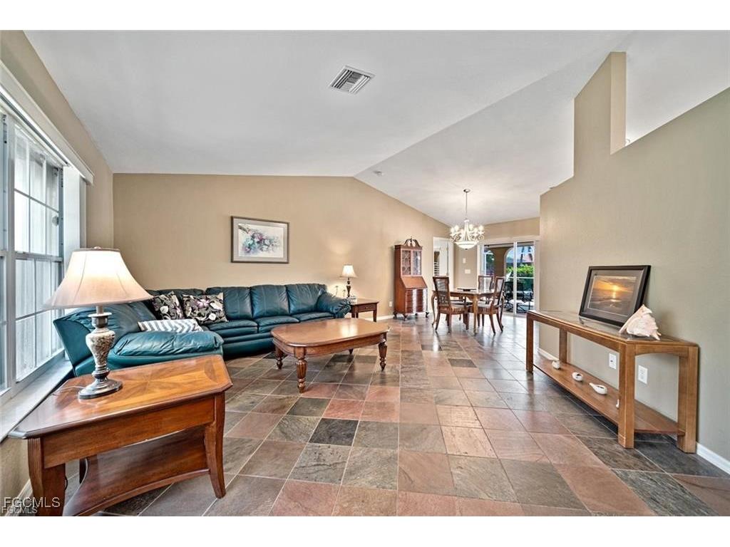 22 SE 13th Avenue Cape Coral FL 33990 2026002573 image6