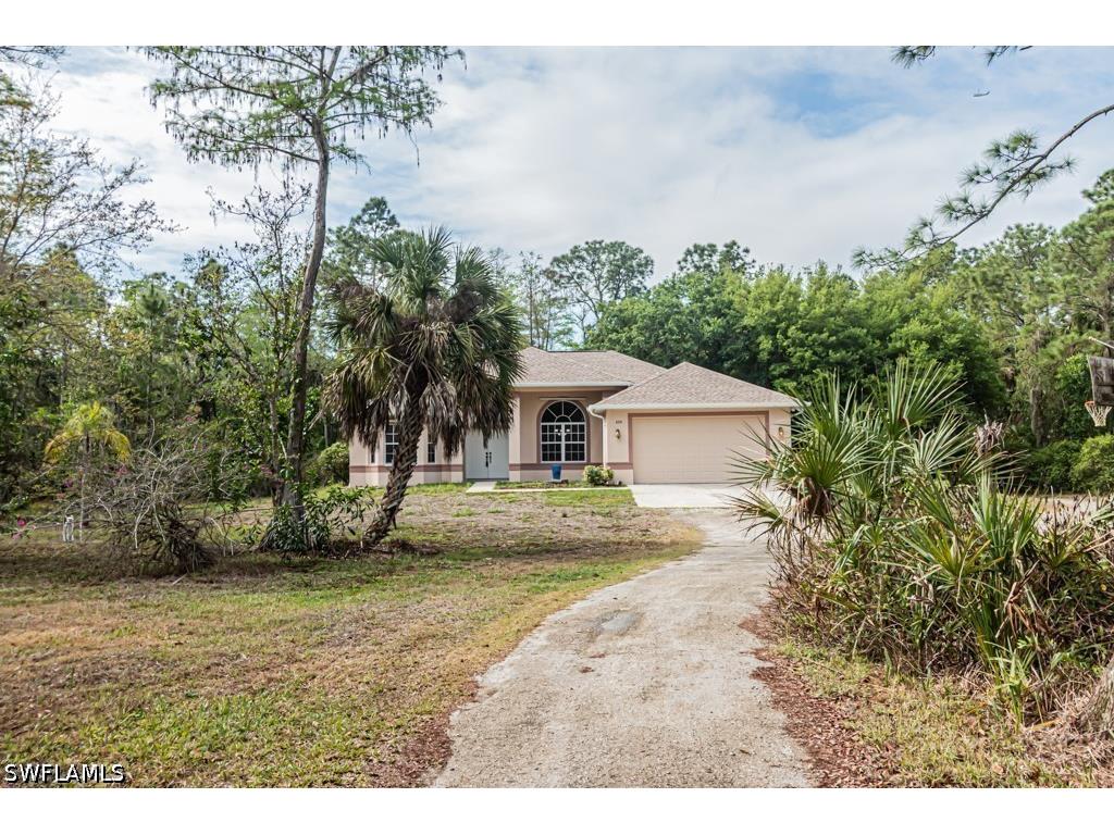 220 20th Avenue NW Naples FL 34120 226013606 image1