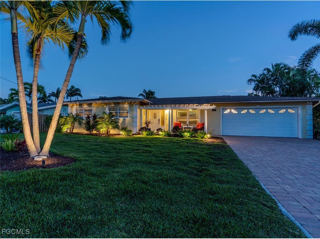 220 Albatross Street Fort Myers Beach FL 33931 2025021355 image17