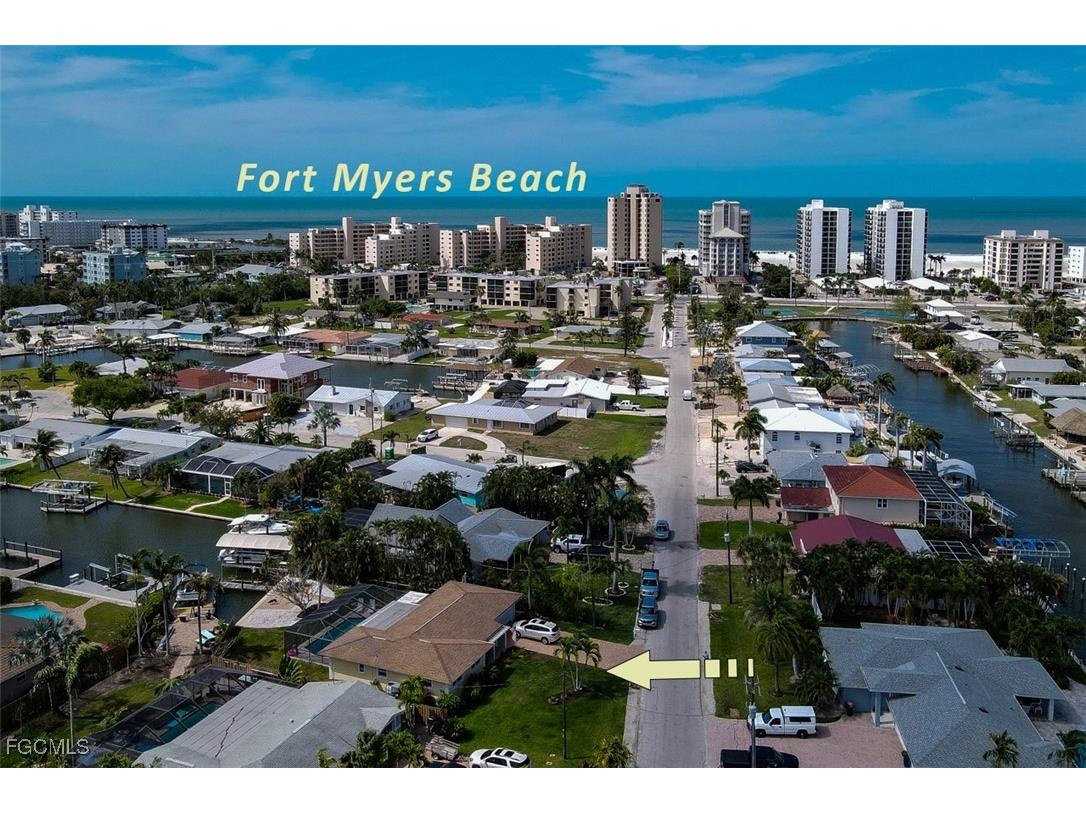 220 Albatross Street Fort Myers Beach FL 33931 2025021355 image18