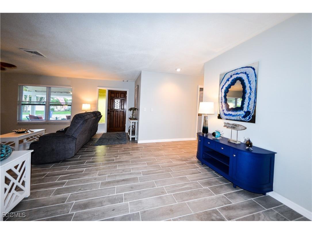 220 Albatross Street Fort Myers Beach FL 33931 2025021355 image24