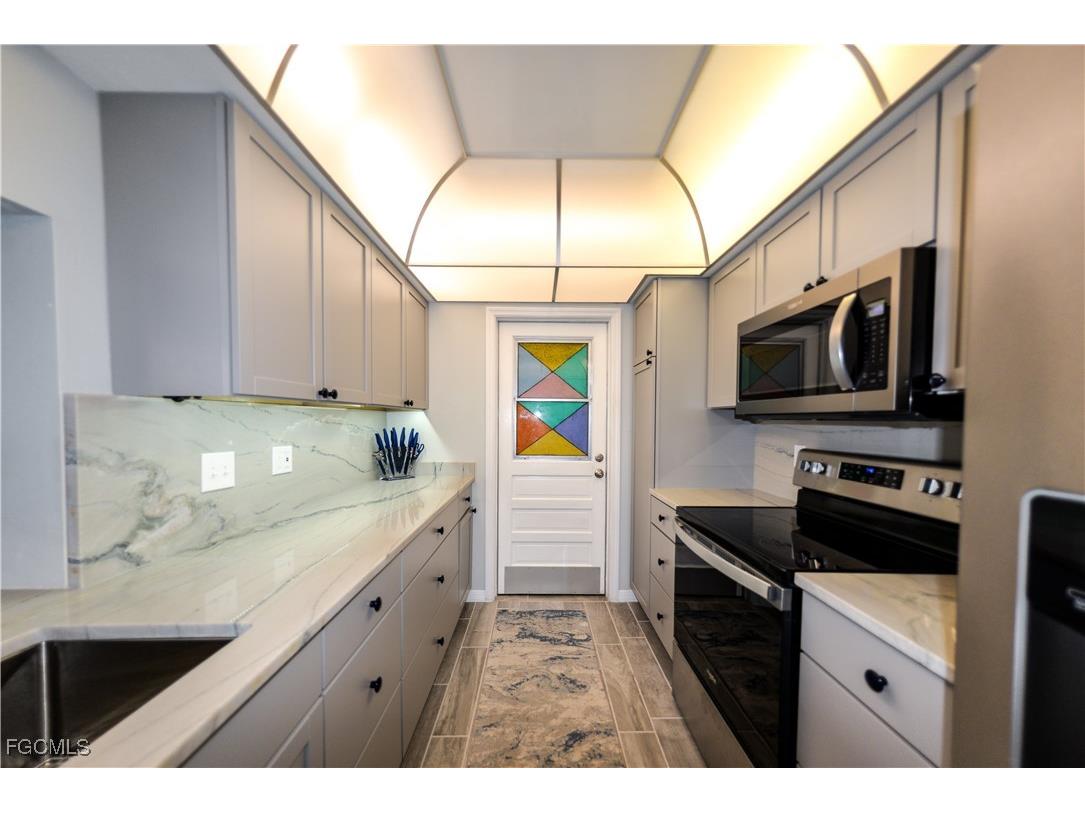 220 Albatross Street Fort Myers Beach FL 33931 2025021355 image26