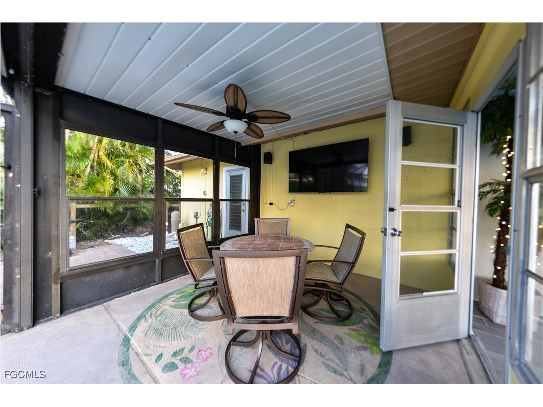 220 Albatross Street Fort Myers Beach FL 33931 2025021355 image32