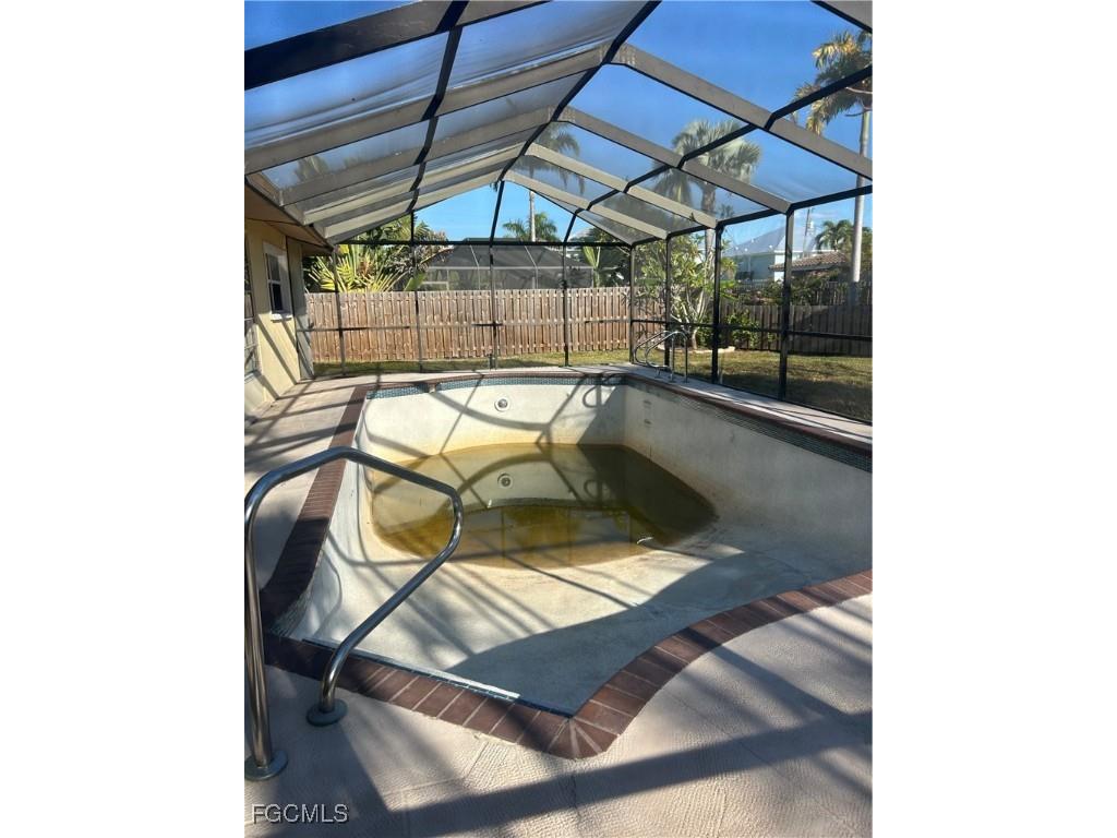 220 Albatross Street Fort Myers Beach FL 33931 2025021355 image43