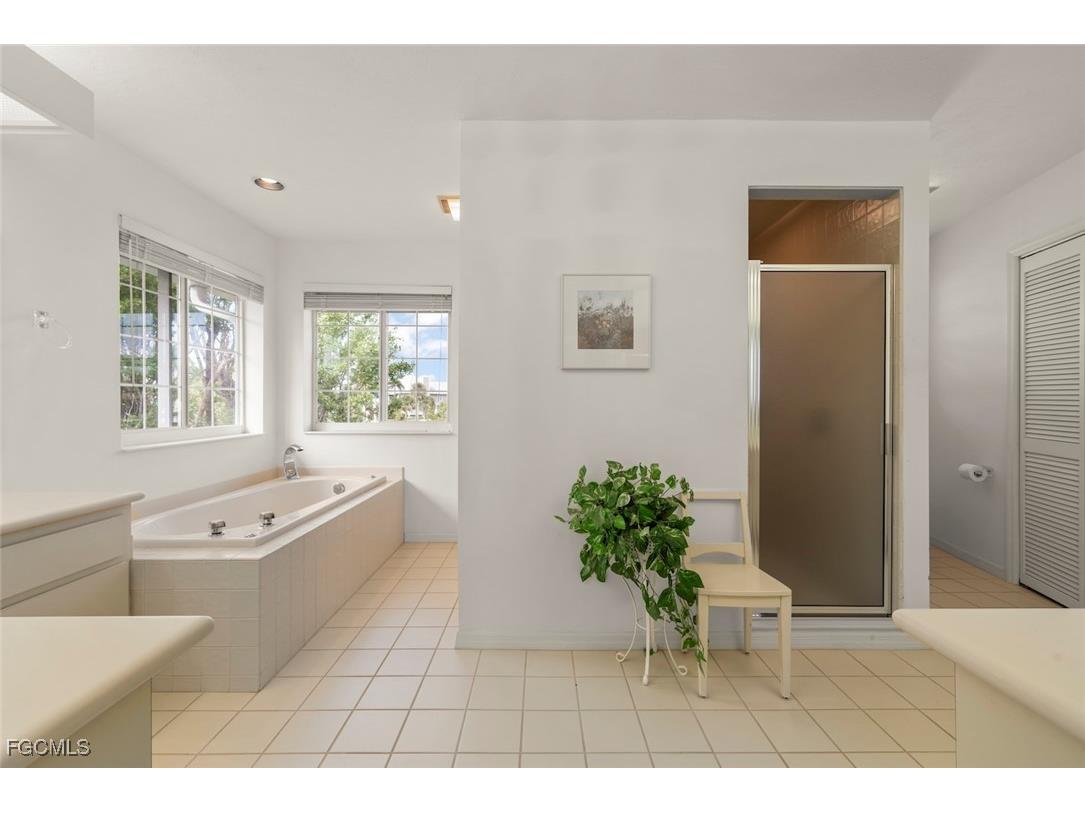 220 Daniel Drive Sanibel FL 33957 2025019581 image26