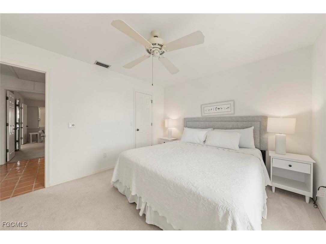 220 Daniel Drive Sanibel FL 33957 2025019581 image30