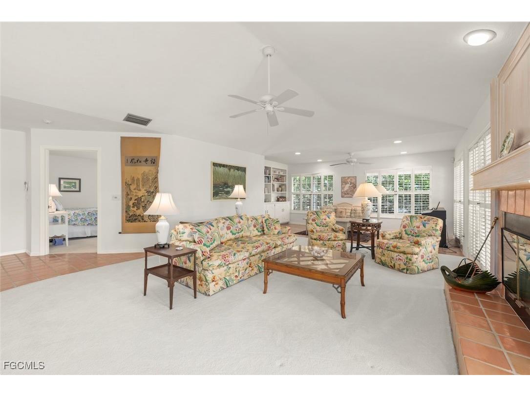 220 Daniel Drive Sanibel FL 33957 2025019581 image5