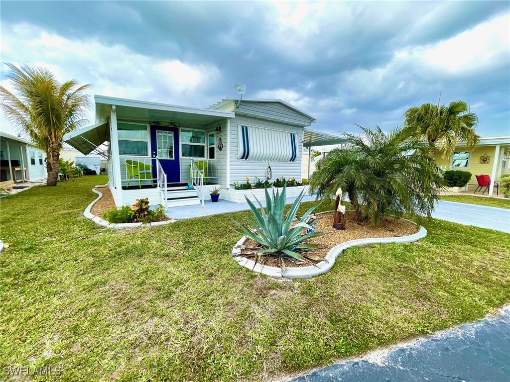 220 Derwent Boulevard Fort Myers FL 33908 225073193 image2