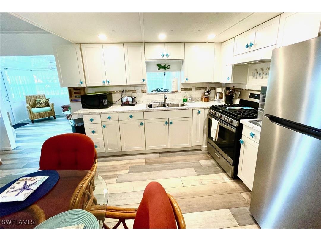 220 Derwent Boulevard Fort Myers FL 33908 225073193 image6