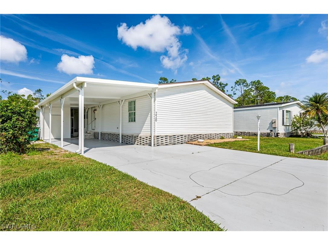220 Grosbeak Lane Naples FL 34114 224030522 image1