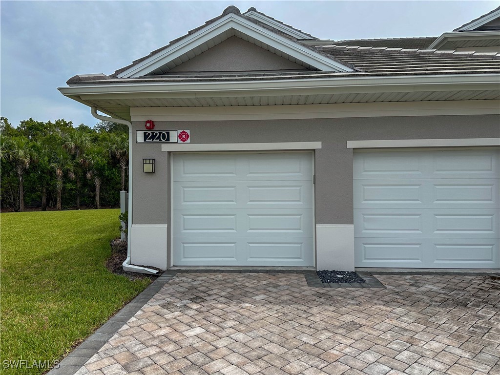 220 Indies Dr E #101 Naples FL 34114 225072380 image5