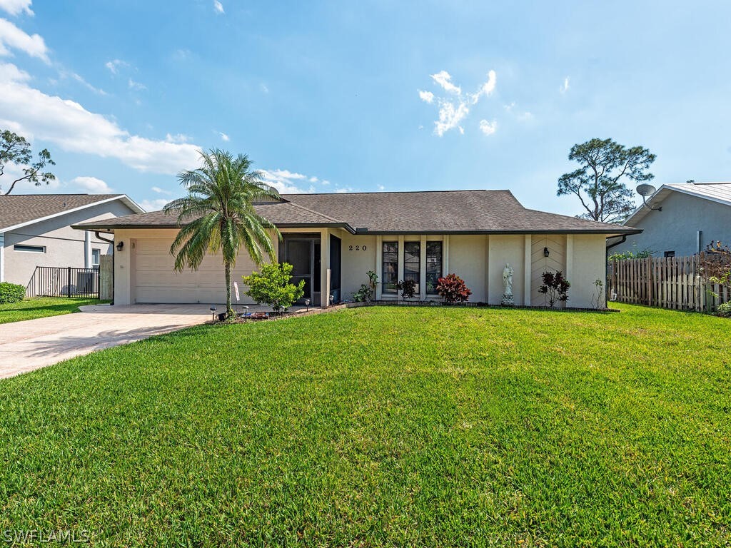 220 Kirtland Drive Naples FL 34110 224027348 image1