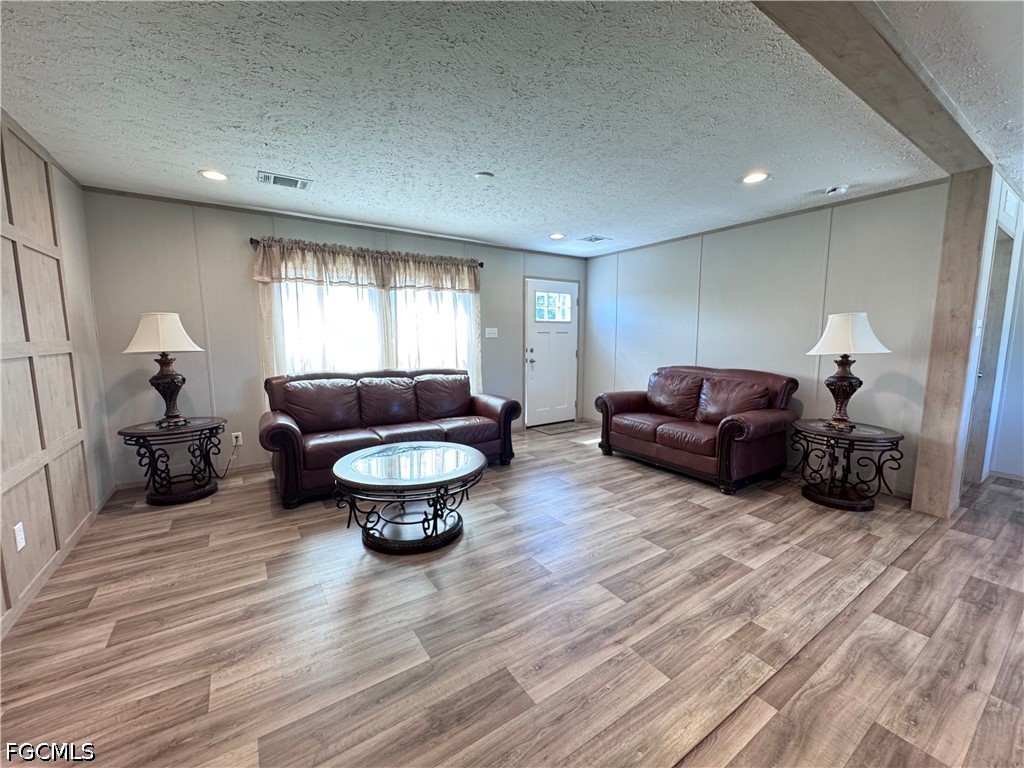 220 N Zambria Street Clewiston FL 33440 2026026899 image5