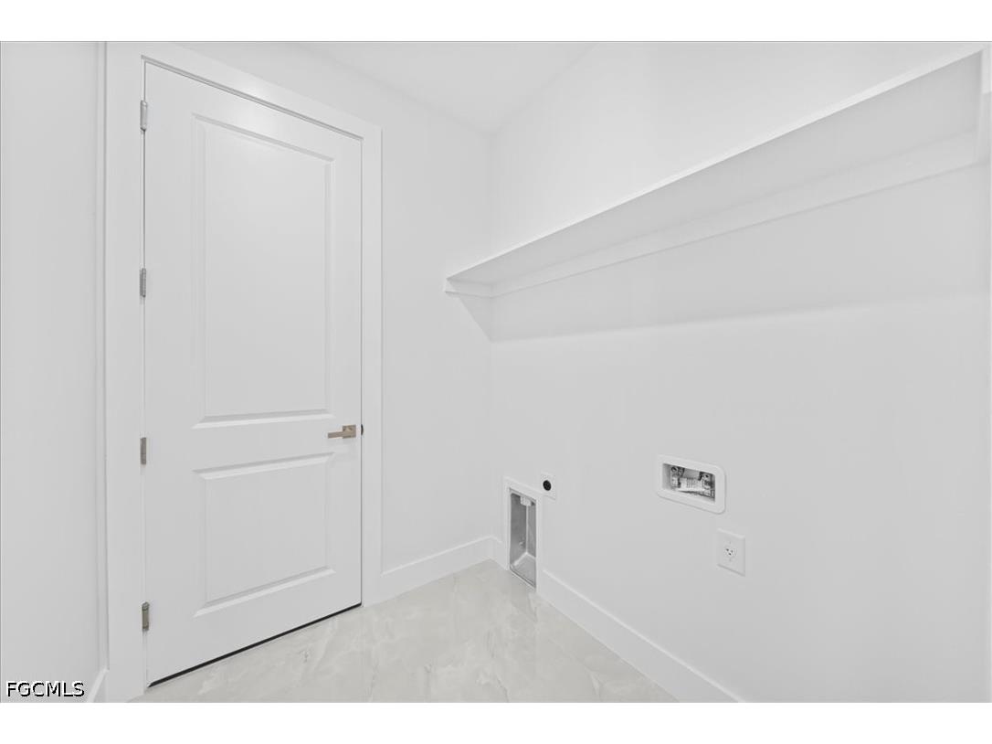220 NE 9th Street Cape Coral FL 33909 2026018853 image25