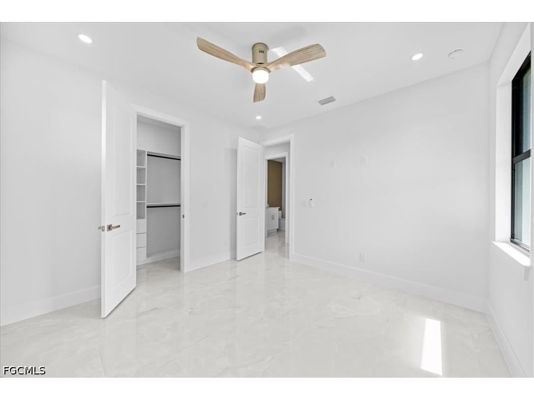220 NE 9th Street Cape Coral FL 33909 2026018853 image26